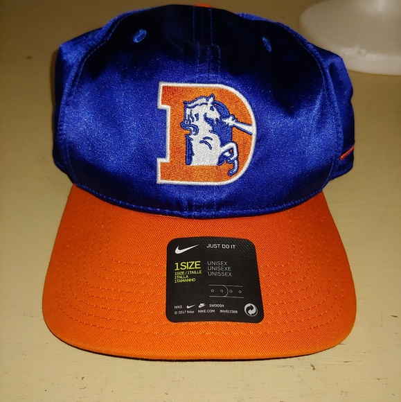 Nike Other - Denver Broncos Nike snapback hat